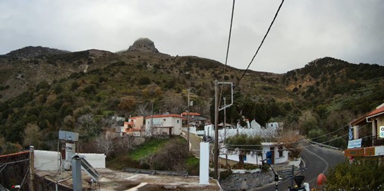 ΚΕΡΑ ΚΟΡΥΦΗ ΚΑΡΦΙ